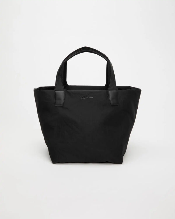 VEE COLLECTIVE Porter Essence Medium Black Paper