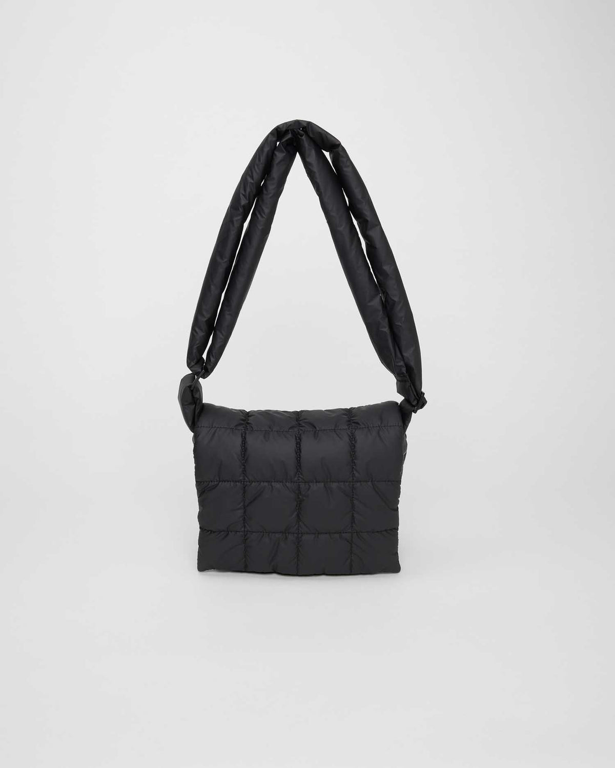 Porter Messenger Matt Black - VEE COLLECTIVE