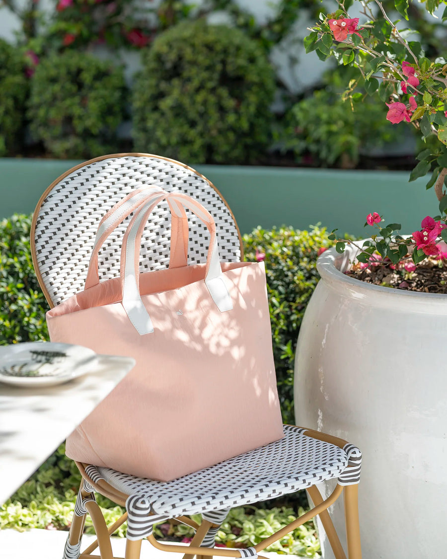Shop Bags | VEE COLLECTIVE
