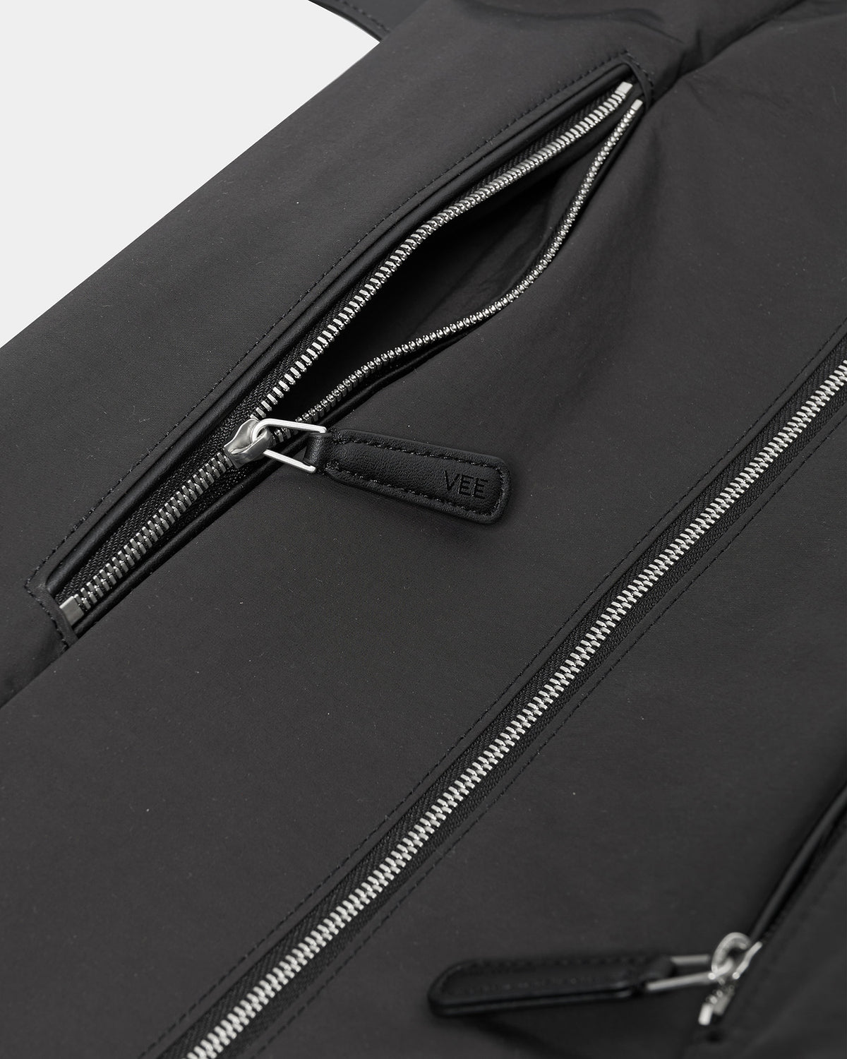 Essence City Tote Large Black