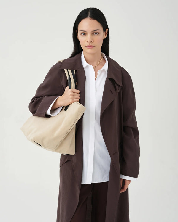 Essence Tote Medium Beige Trench
