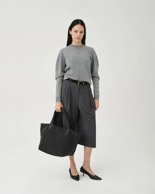 Essence Tote Medium Black Trench