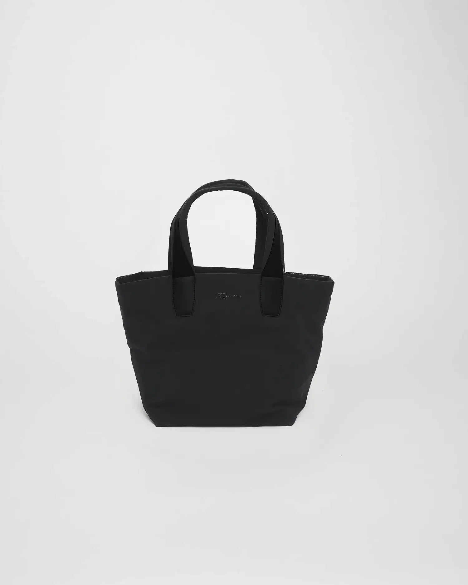 ダイスケ EYELETS TOTE BAG (BLACK) 3098B Belong All-in-Tote™ Weekender Bag – Itzy Ritzy