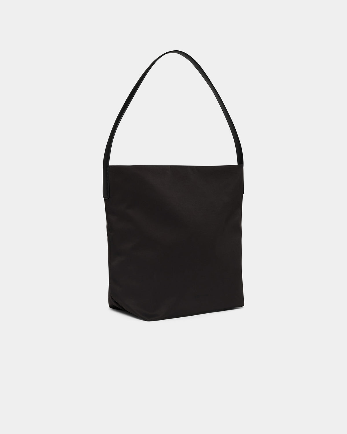Essence Vertical Tote Black