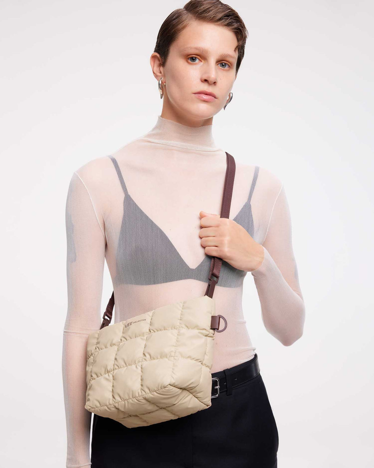 Porter Clutch Sand - VEE COLLECTIVE