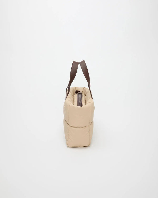 Porter Marché Small Sand by VEE COLLECTIVE