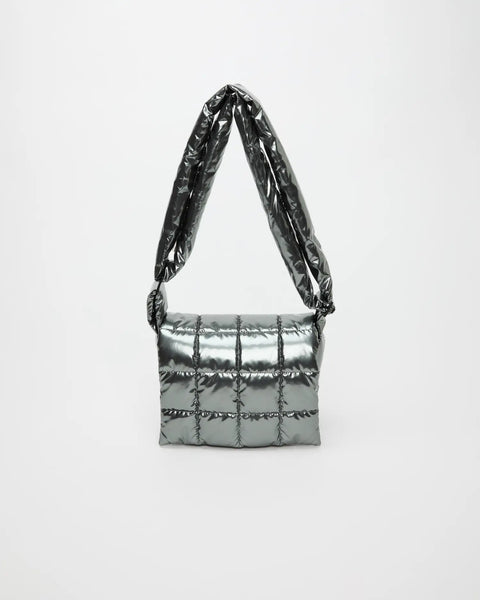 porter-messenger-bag-gadget-