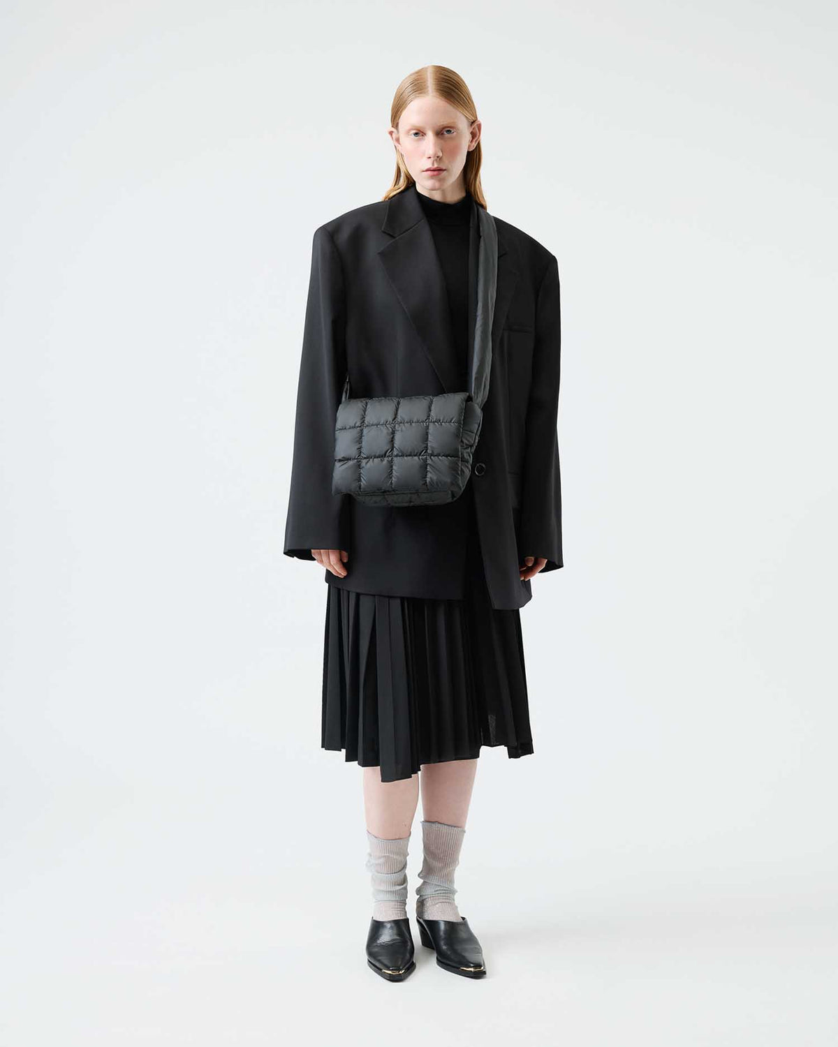 Porter Messenger Matt Black - VEE COLLECTIVE