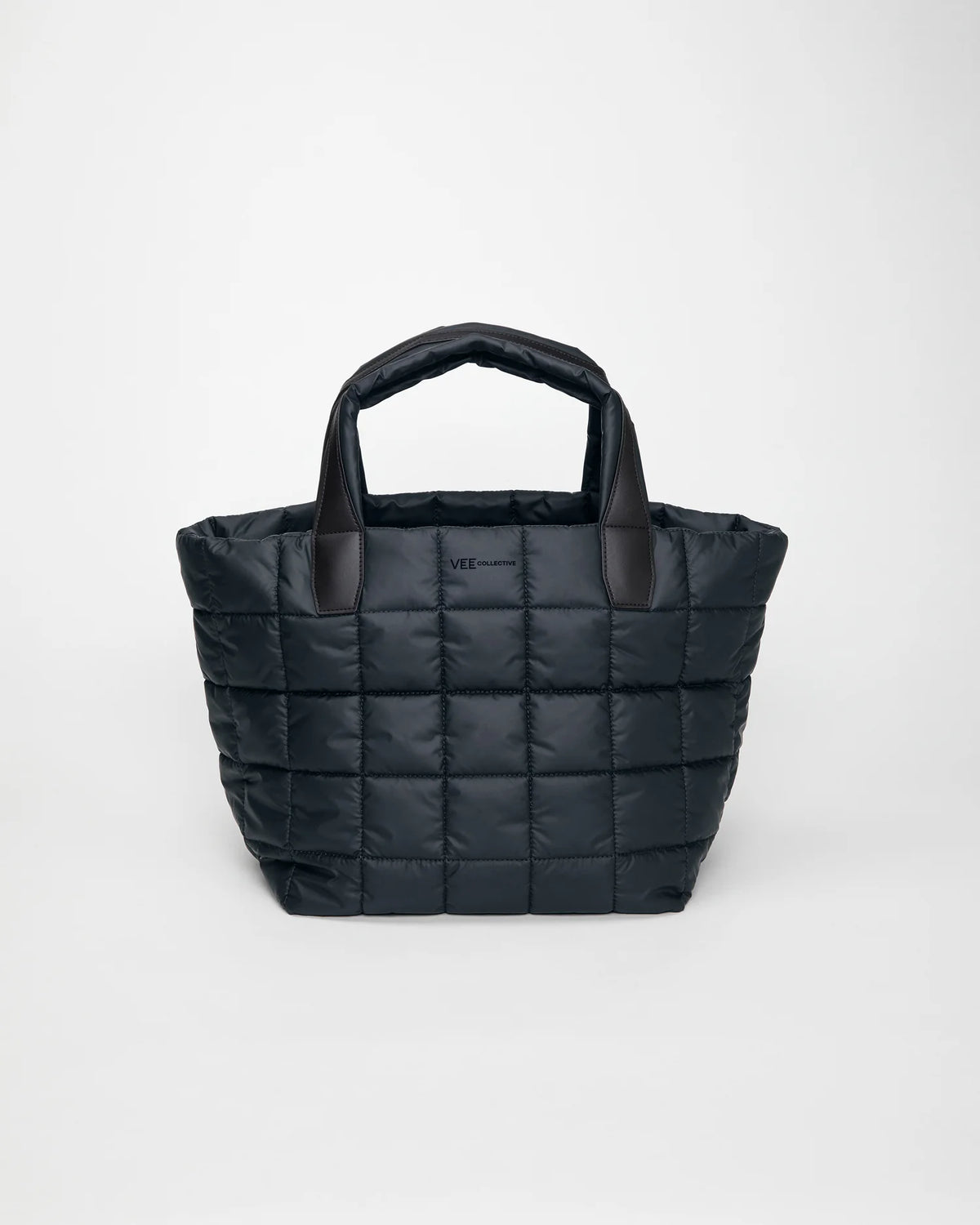 Front view of the Porter Tote Bag Medium in Dark Navy by Vee Collective.