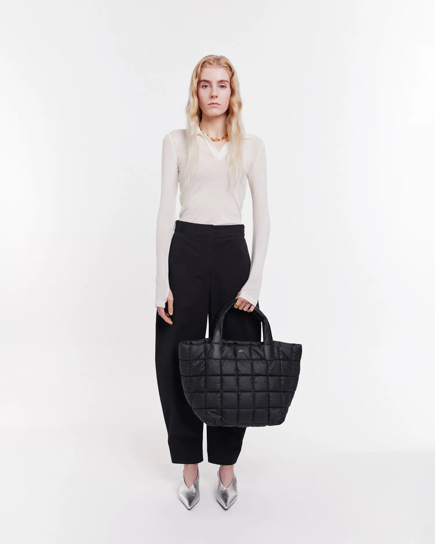 Porter Tote Medium | Matt Black Medium Tote Bags | VEE COLLECTIVE