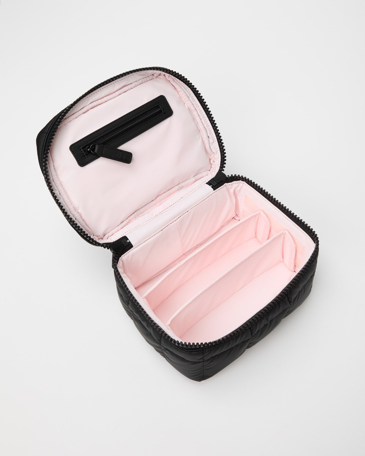 Vee's accessories line – VEE COLLECTIVE