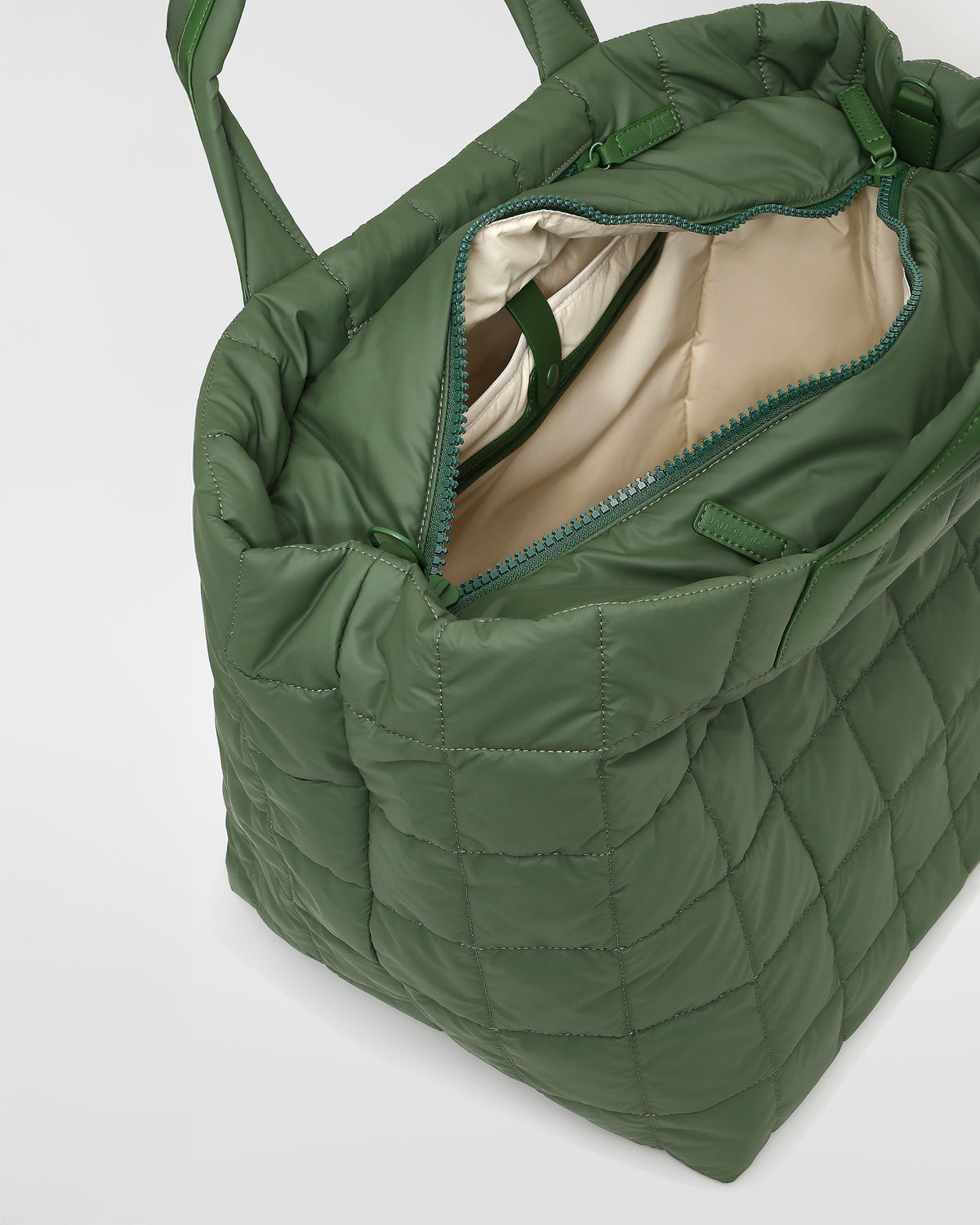 Porter Weekender Apple