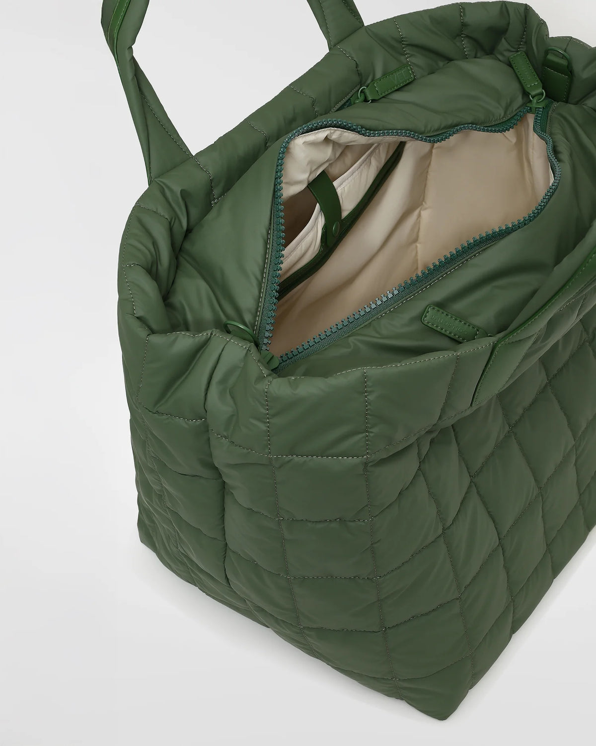 Porter Weekender Apple