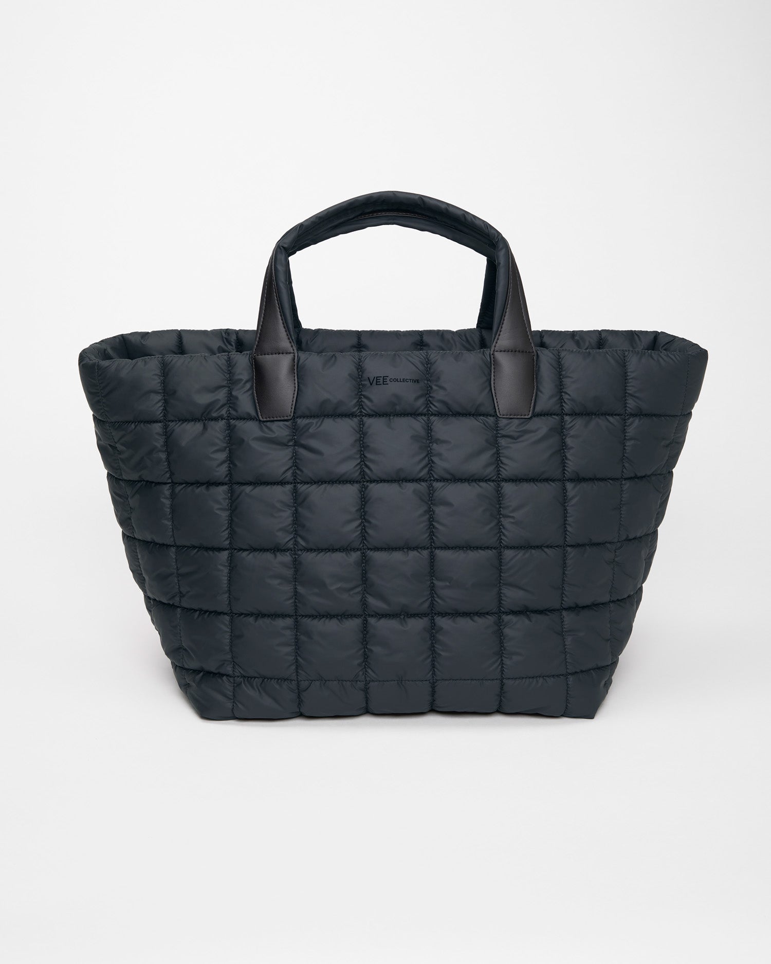 Porter Weekender | Matt Black Weekender Bags | VEE COLLECTIVE