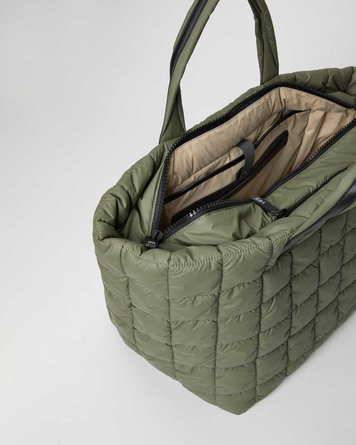Porter Weekender Moss - VEE COLLECTIVE