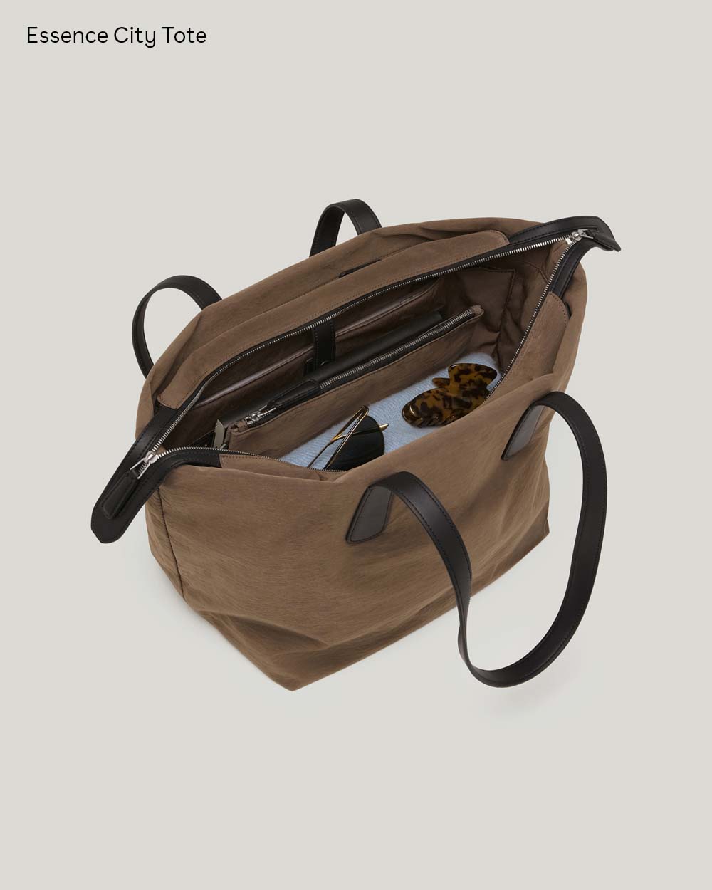 Essence City Tote Large Mink, pack shot
