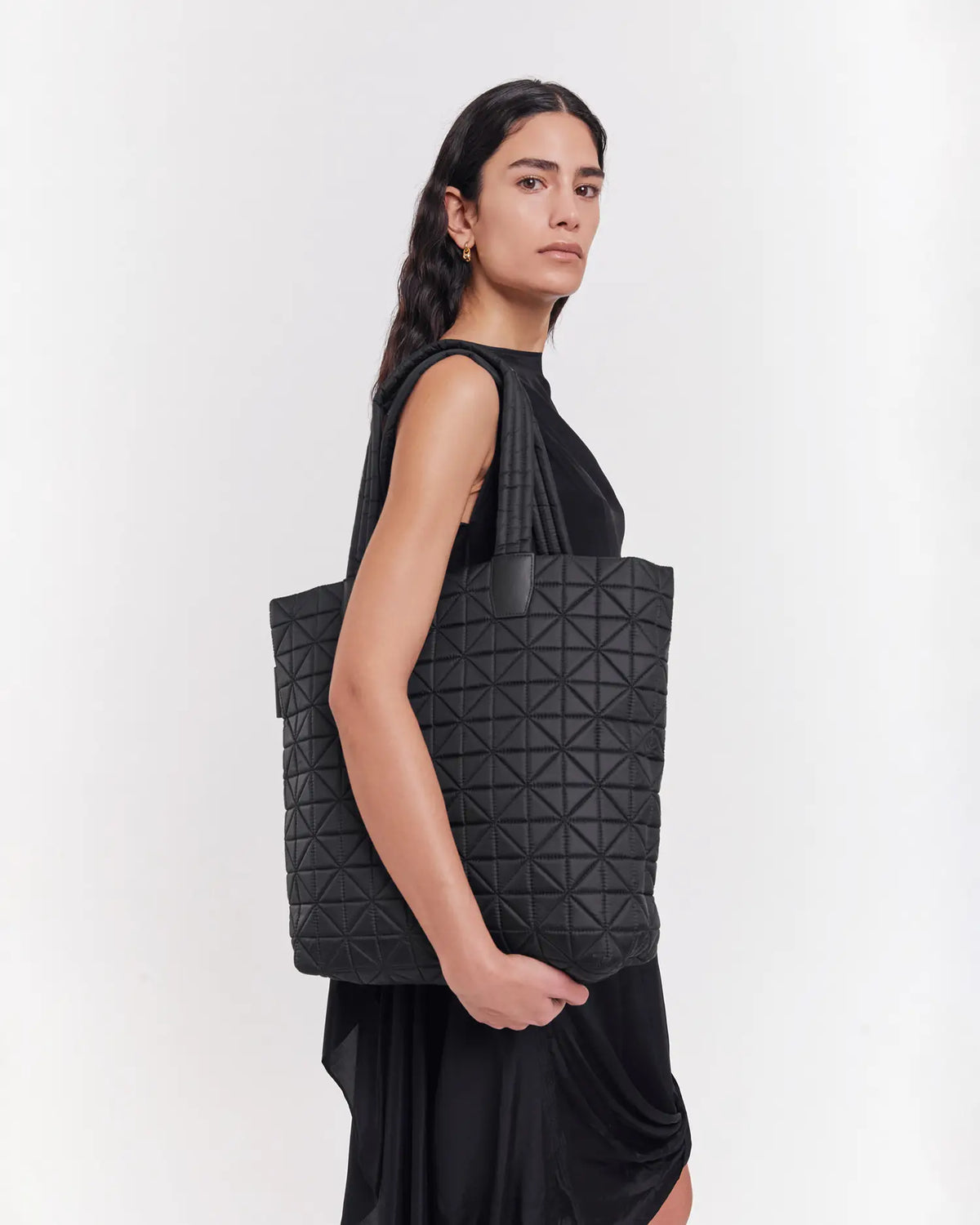 Vee Shopper Black - VEE COLLECTIVE