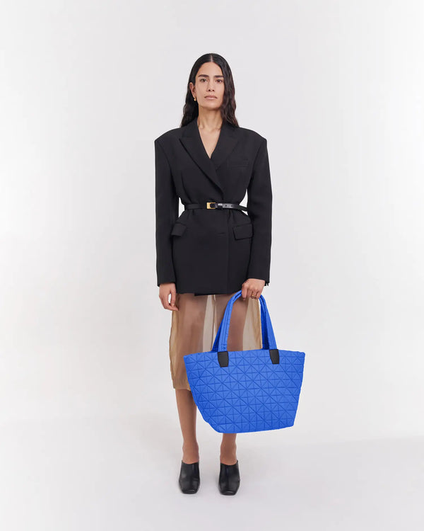 Vee Tote Medium Blue Bell