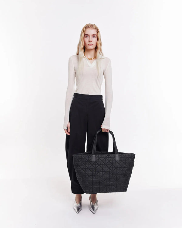 Vee Weekender Black - VEE COLLECTIVE