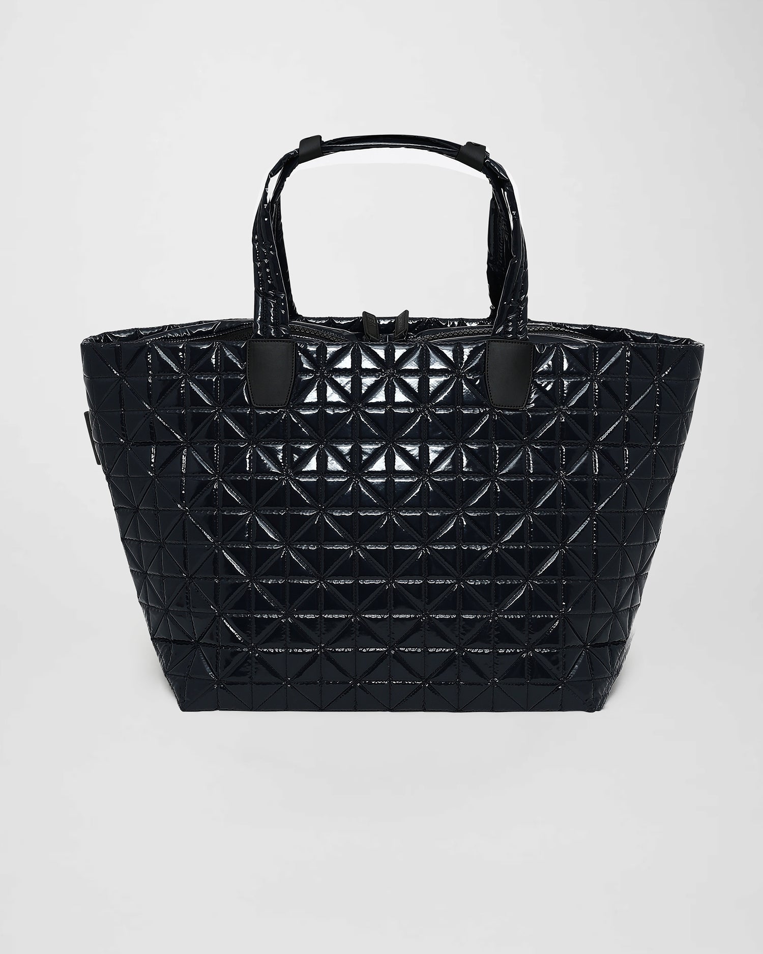 Vee Weekender | Olive Weekender Bags | VEE COLLECTIVE